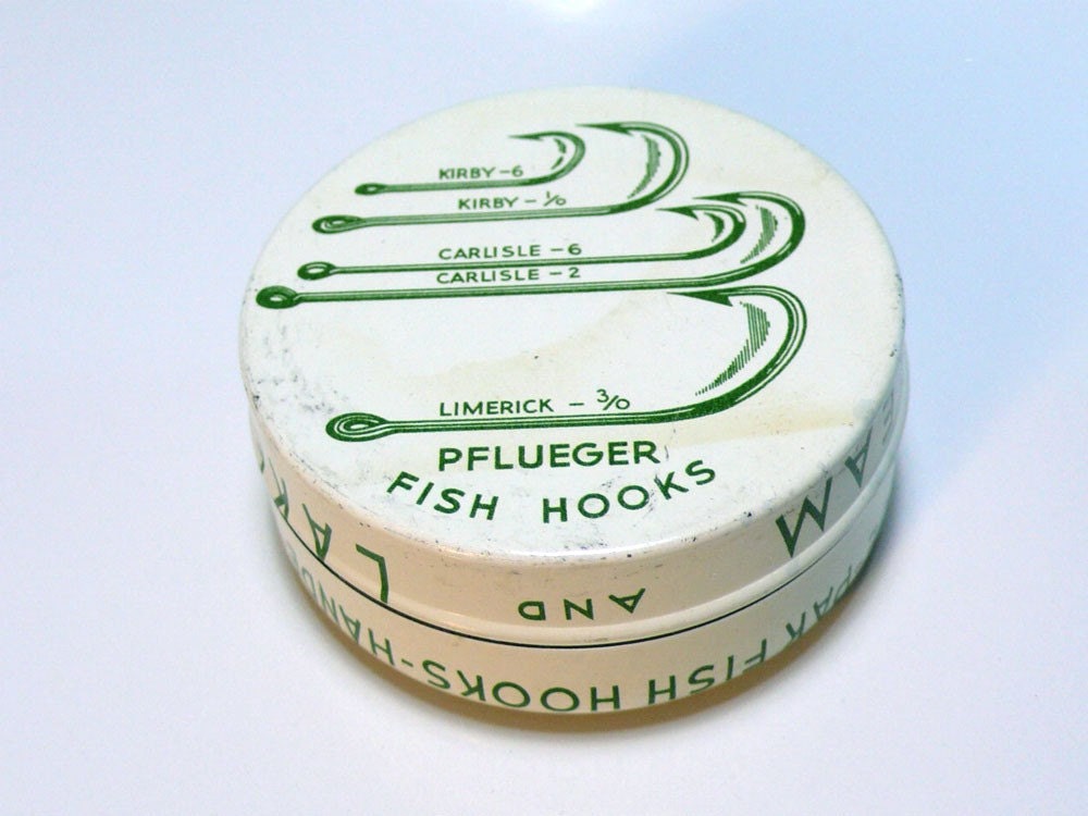 go fish, vintage BULLDOG METAL TIN - fishing tackle: pflueger barbed steel fish hooks - advertising tin dog illustration - so industrial