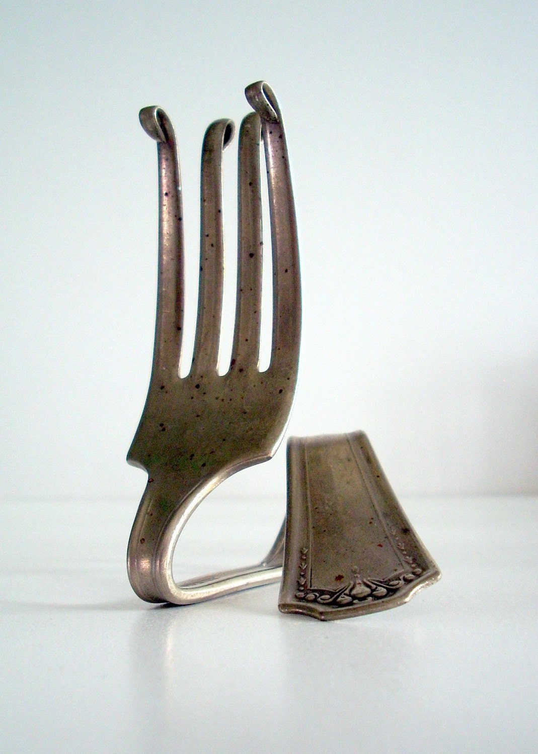 Set of 20 Place Card Holders - Vintage Silver Forks.