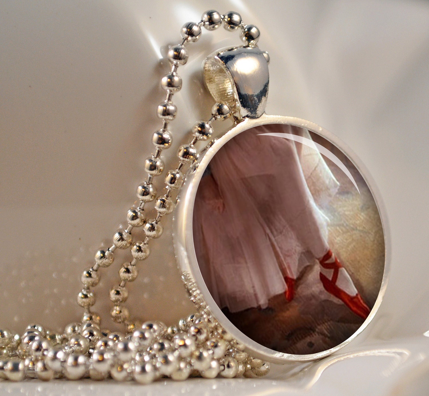 The Red Shoes Ballet Resin Pendant Picture Pendant Photo Pendant Resin Picture Pendant C75S