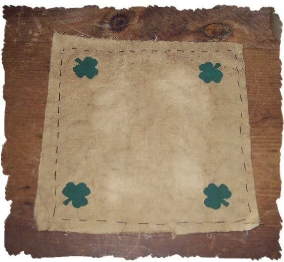 SHAMROCKS Primitive Irish St Patricks Candle Mat Rug