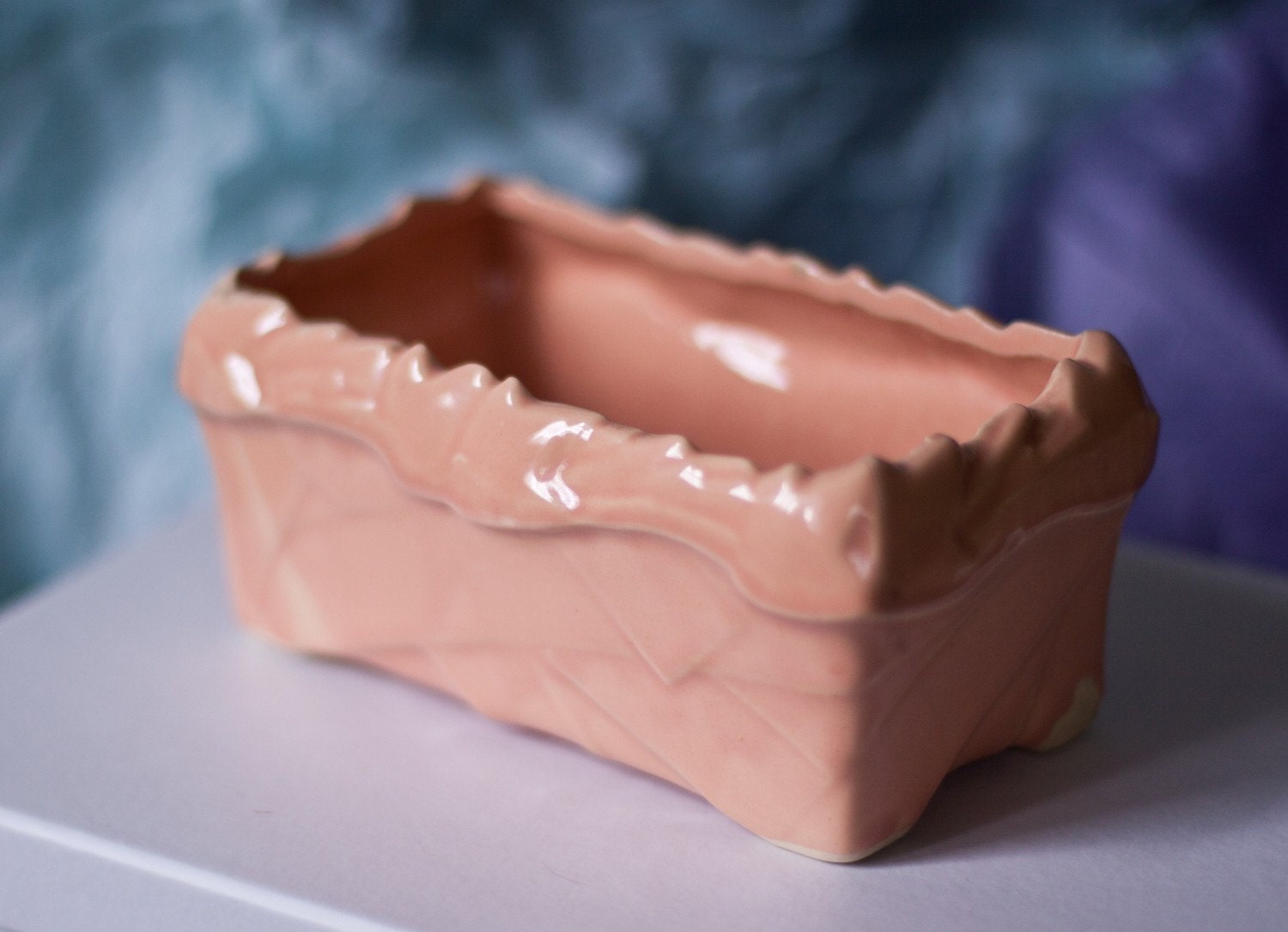 Vintage McCoy Planter in Peach by Beezus Complex