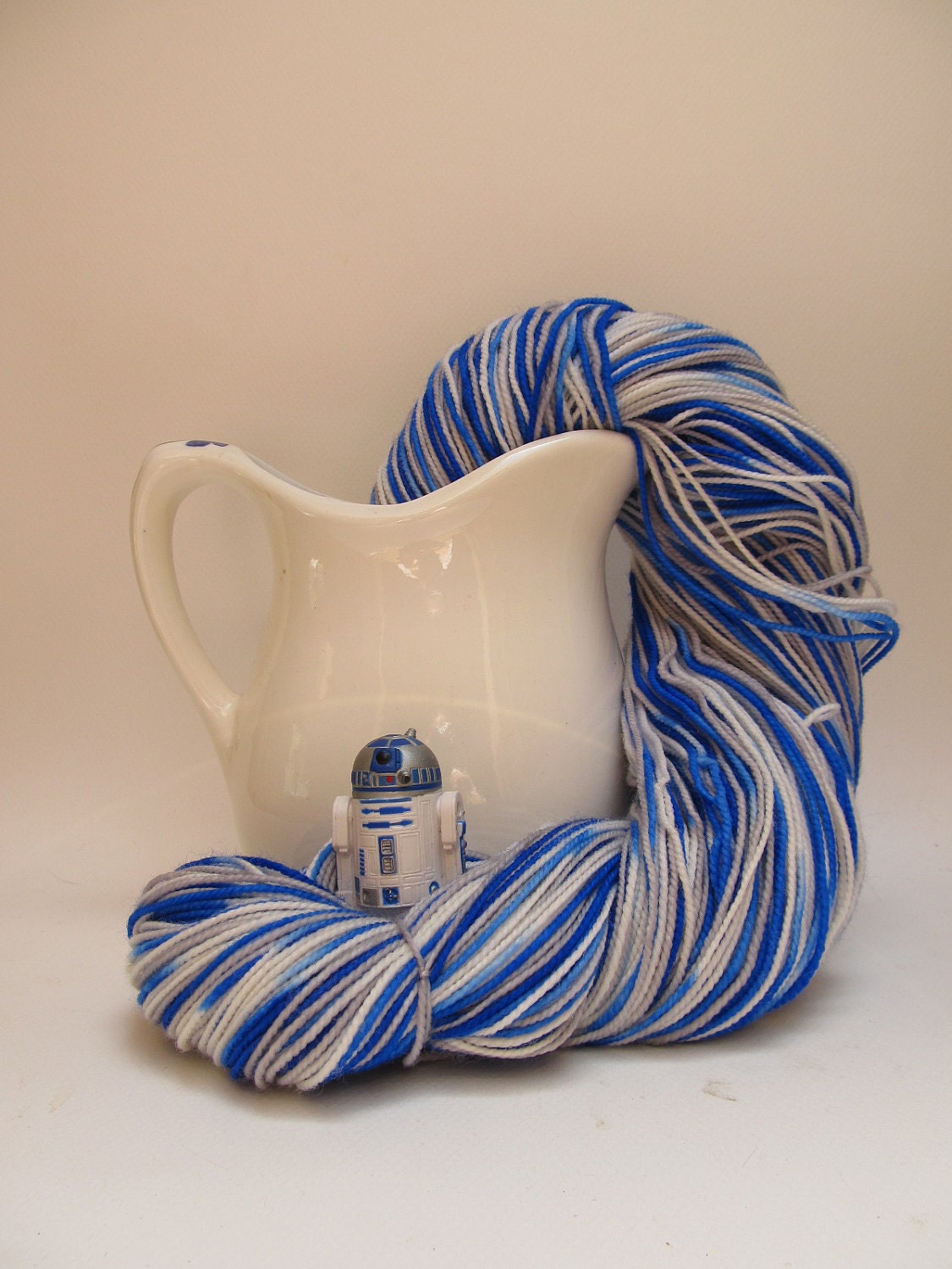 Astromech Droid - hand dyed sock yarn in Superwash Wool/Nylon