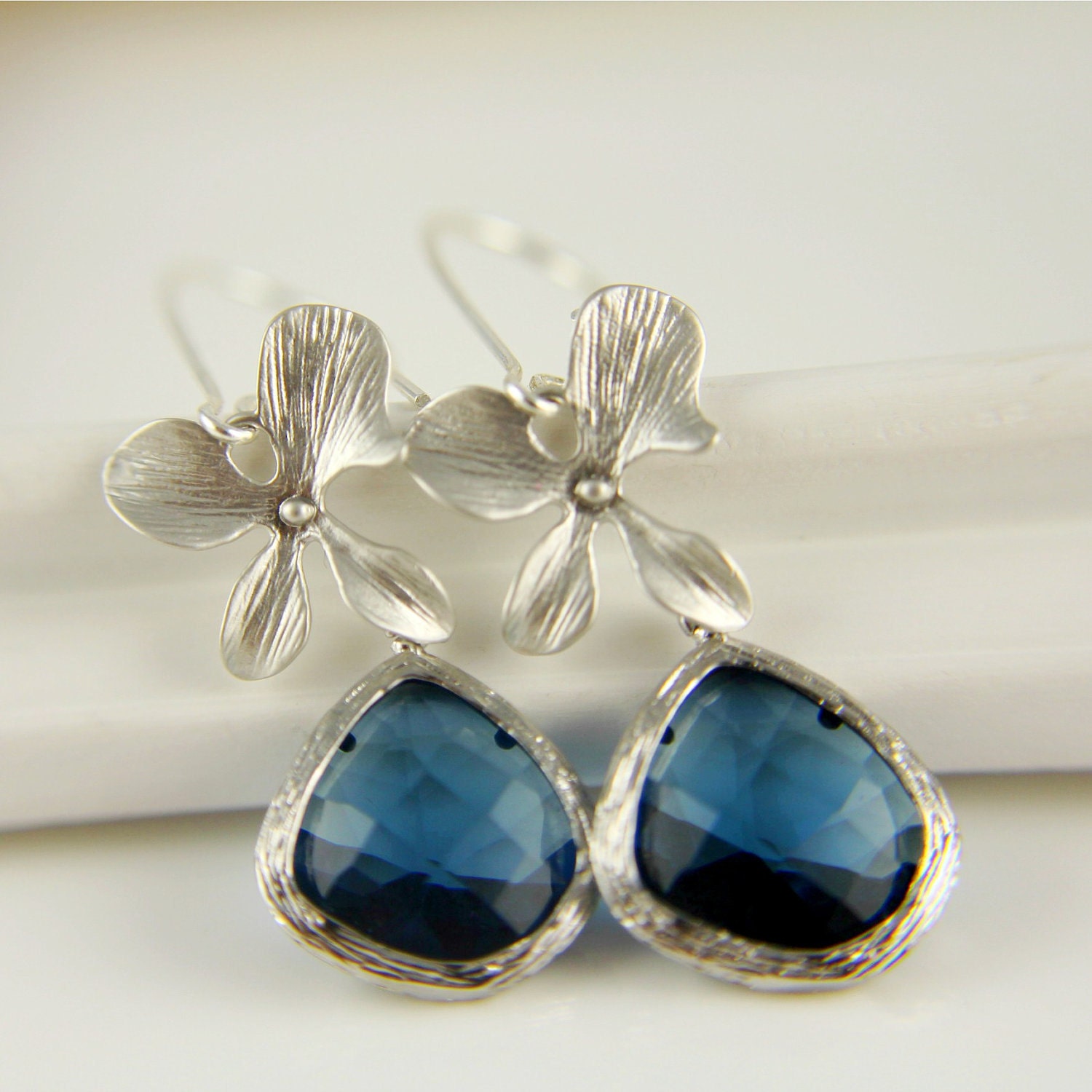 Bridesmaid Gifts, Set Of 4 Bridesmaids Earrings, Sapphire Blue Orchid Earrings, Wedding, Bridal Party, Custom Design, Personalized Gift,