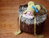 SALE - Leighton Heritage - Soft, Cozy, Cuddly Faux Fur Nest - Perfect Newborn Photography Prop - Kinky Dreadlock Beige Textured