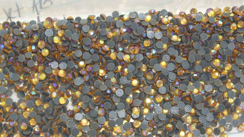 720 pc (5 gross) 3mm/10ss TOPAZ AB colored hot fix rhinestones DIY