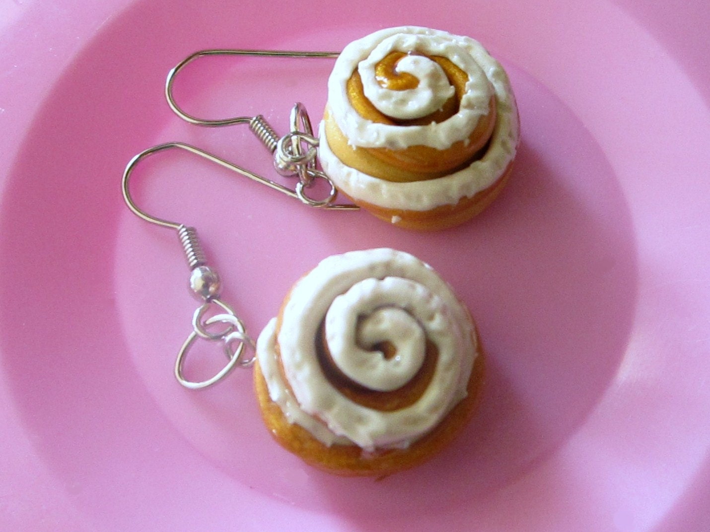 cinnamon bun earrings