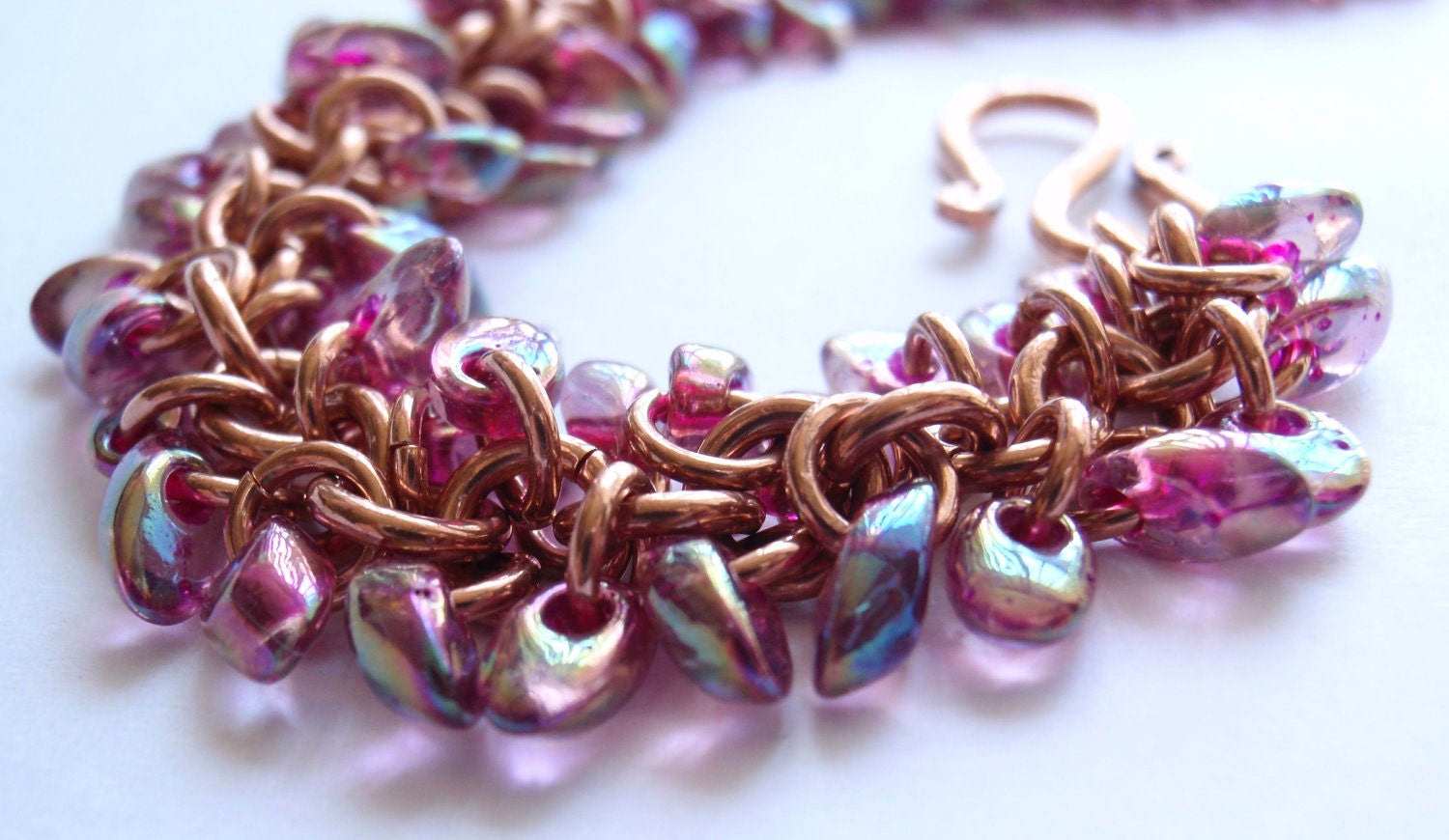 Shaggy Loops Copper Beaded Bracelet Fuchsia