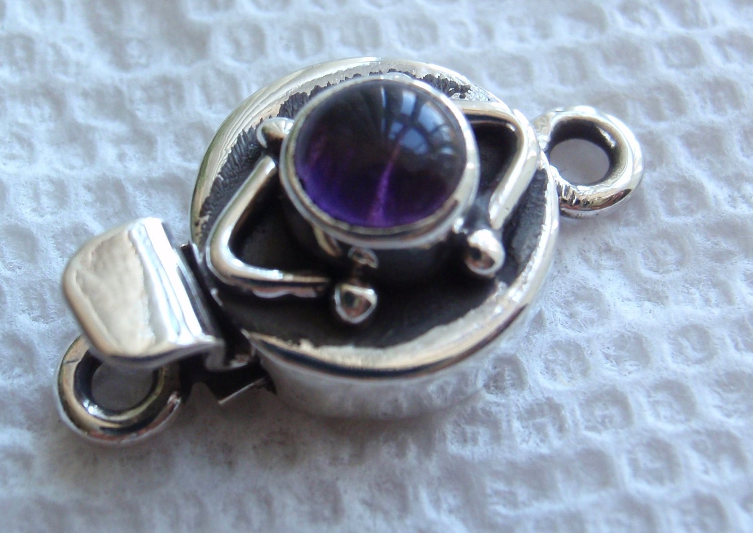Box Clasp Sterling Silver Small Round Amethyst Cabochon One Strand