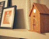 Modern Treetop Baby Birdhouse Lamp for Woodland Theme - Peek-a-Boo in Bamboo