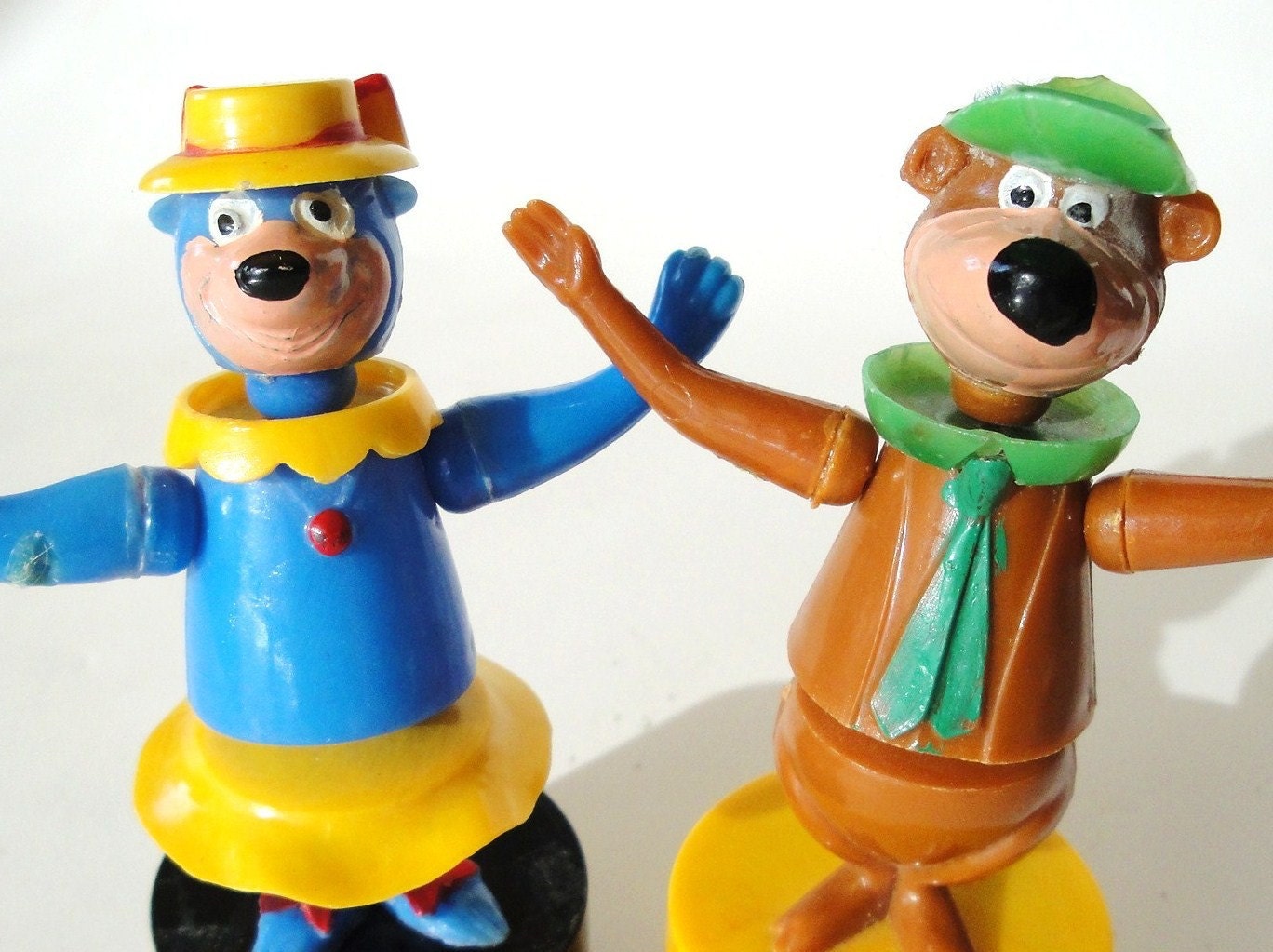 Vintage Yogi Bear and Cindy Bear Push Puppets 60s Hanna Barbera