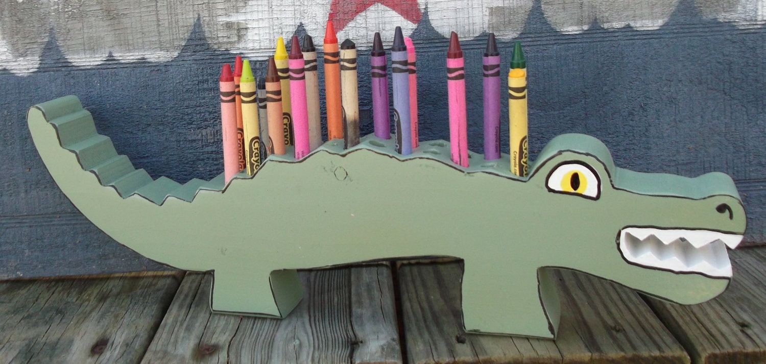 Alligator Crayon Holder, Wood, Hand painted