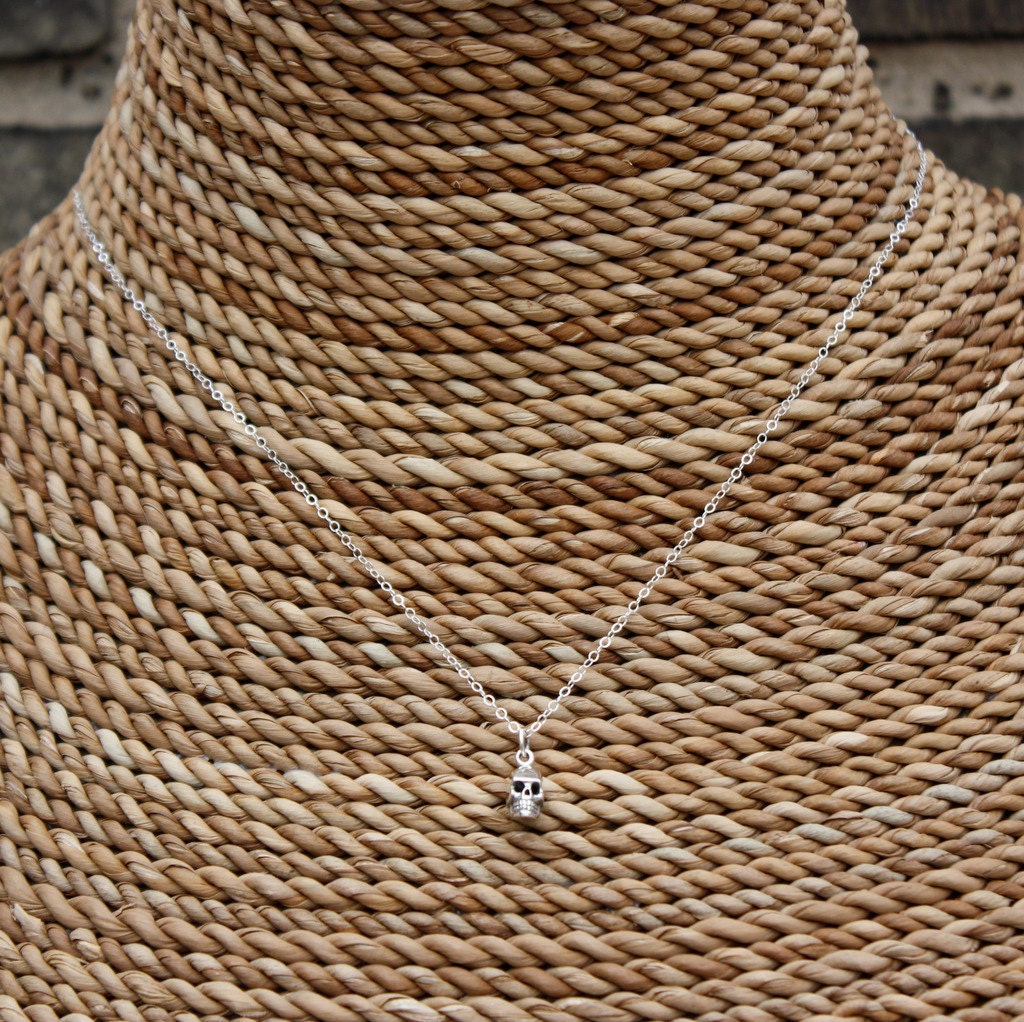 Memorial Day Sale: Silver Skull Necklace - Sterling Silver . Halloween Jewelry . Fall Fashion