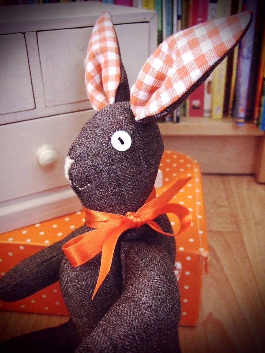 Rabbit - Medium Tweedy Rabbit