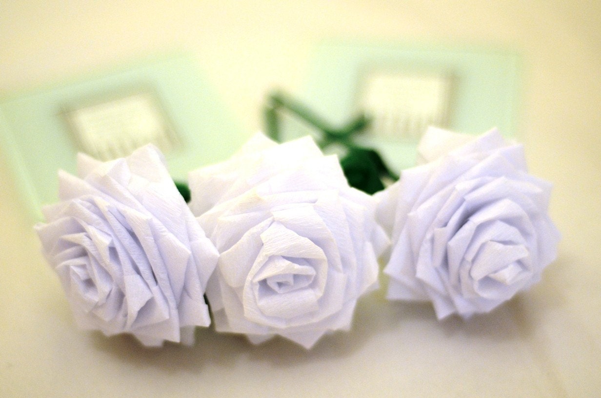 White Handmade Paper Flowers Bouquet (3 Short-stem)