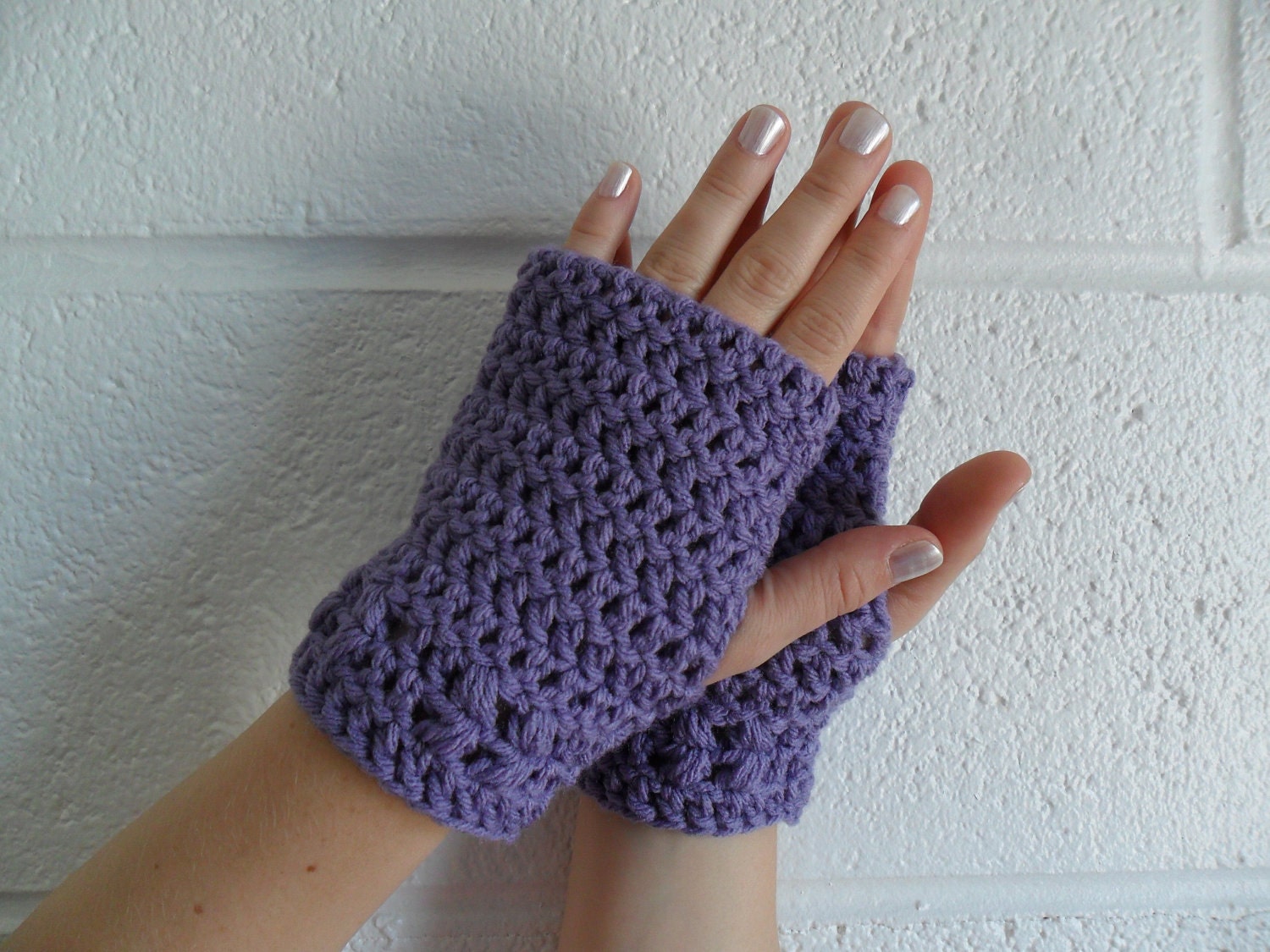 Kylie Wristlets in Lavender - Hand Wrist Warmers Fingerless Gloves Gauntlets Mittens - Ready to Ship - FREE US Shipping