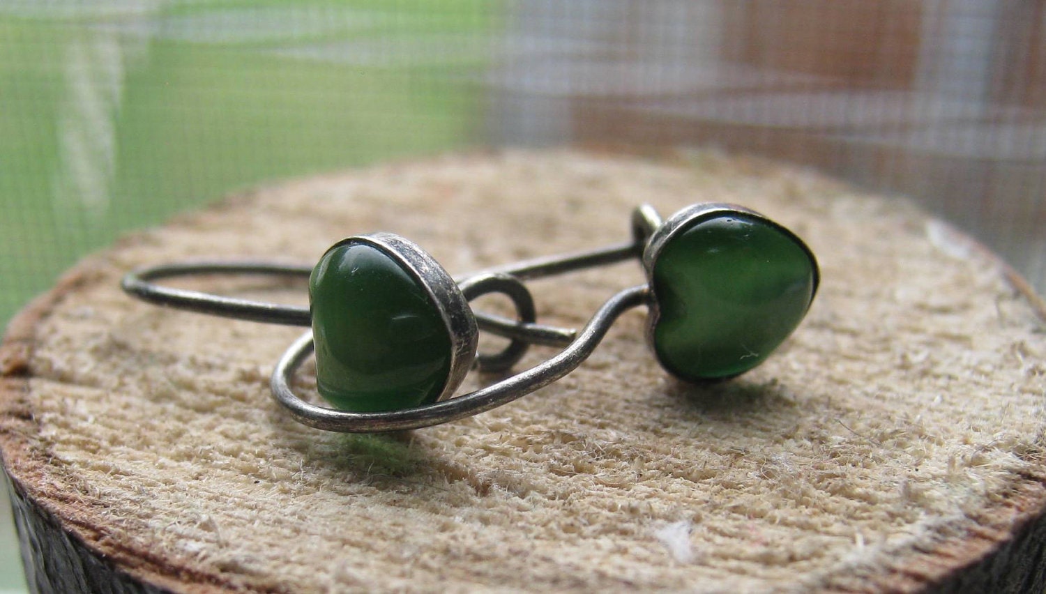 Pair of Vintage Sterling Silver Ladies Earrings Small Heart Style with Green Cats Eye Gemstones