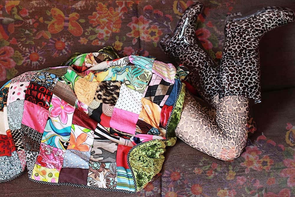 Gypsie Patchwork Blanket with colourful fabric and velvet, very soft