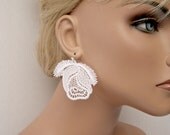 Roses lace earrings white