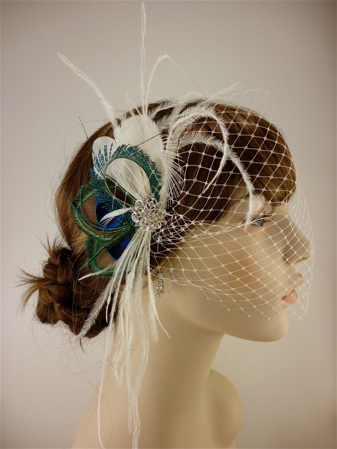 Bridal Feather Fascinator, Bridal Fascinator, Feather Fascinator, Fascinator, Wedding Veil, Bridal Headpiece, Bridal Veil, Peacock