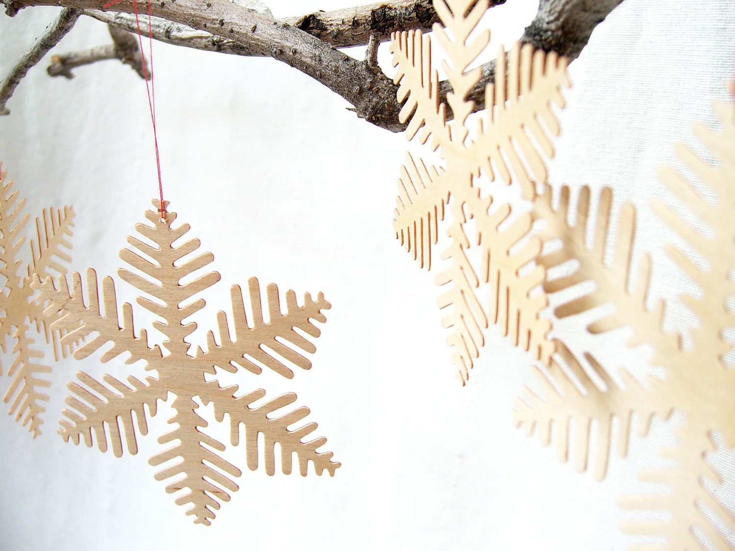 Delicate Wooden Snowflake Christmas Tree Ornament