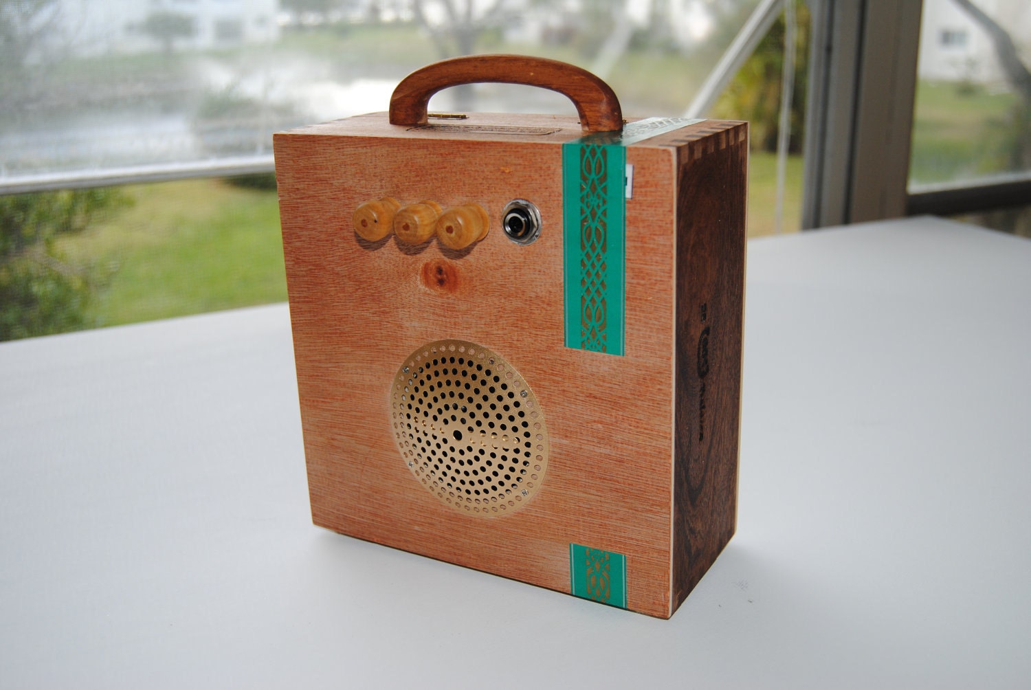 Handcrafted Cigar Box Amplifier / MP3 Speaker "Green Maduro" Ready To Ship