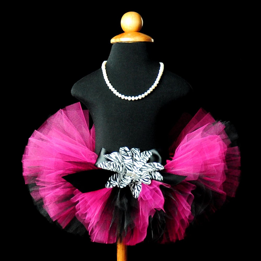 Infant Toddler Black Fuchsia Tutu...Photo Prop, First Birthday Tutu...Sizes Newborn to 4T . . . DARLING DIVA TUTU