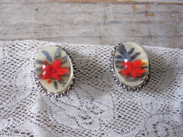 Dried Flower in Lucite Earrings