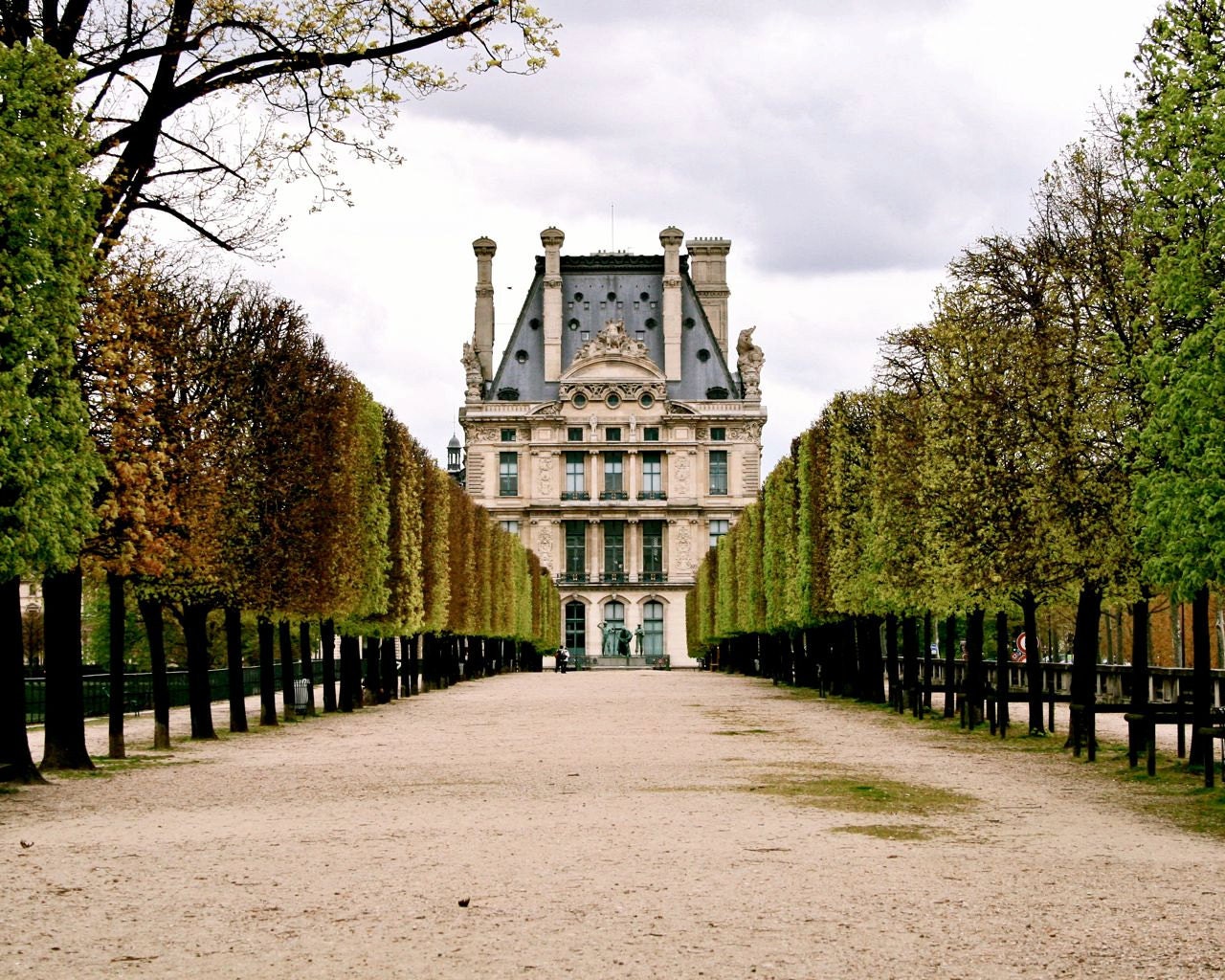 Destination: Fiction: Tuileries Garden, Paris