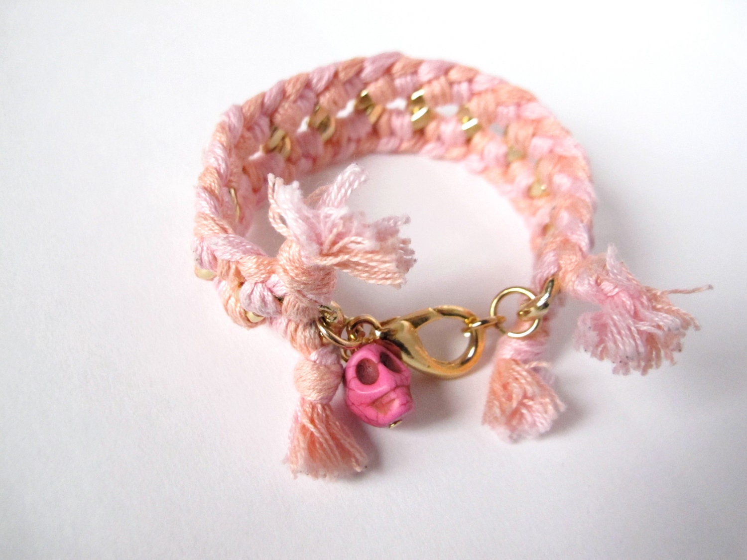 Woven Friendship bracelet with Skull light pink