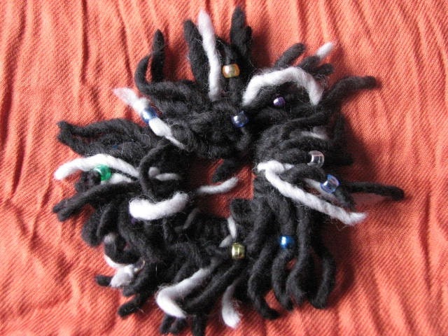 Black and grey sea anemone scrunchie