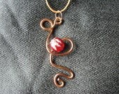 Wire pendant gold curls