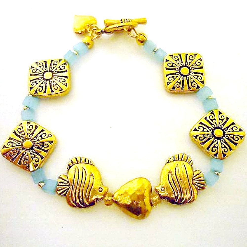 Blue Bracelet Gold Jewelry Fish Focal Bead Heart Charm Pendant Unique Handcrafted Jewellery Ocean Love B-7