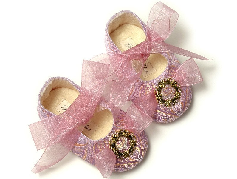 Gabriella Princess Baby Girl Shoe/Slipper/Bootie, Toddler, Pre School sizes, by Pink2Blue.