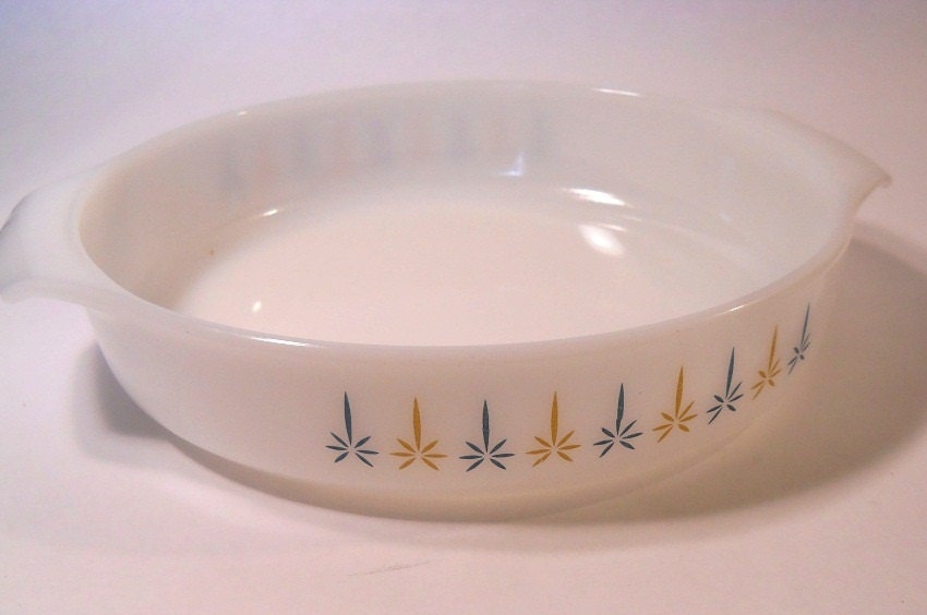 Fire King, Casserole Dish, Pie Plate, Candle Glow, 9in.