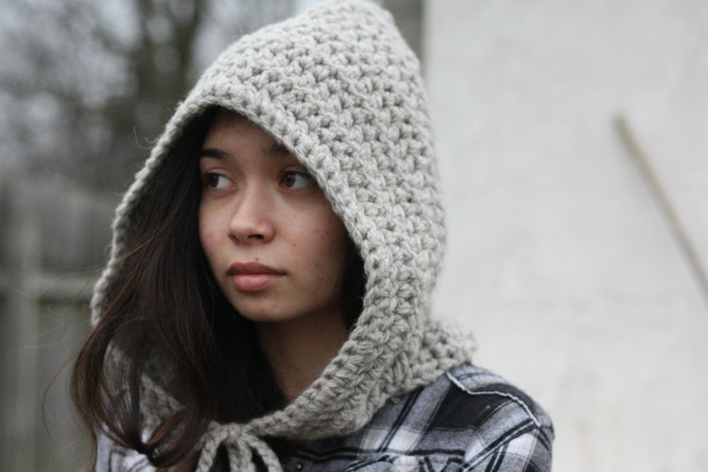undyed crochet woolen hood - natural grey