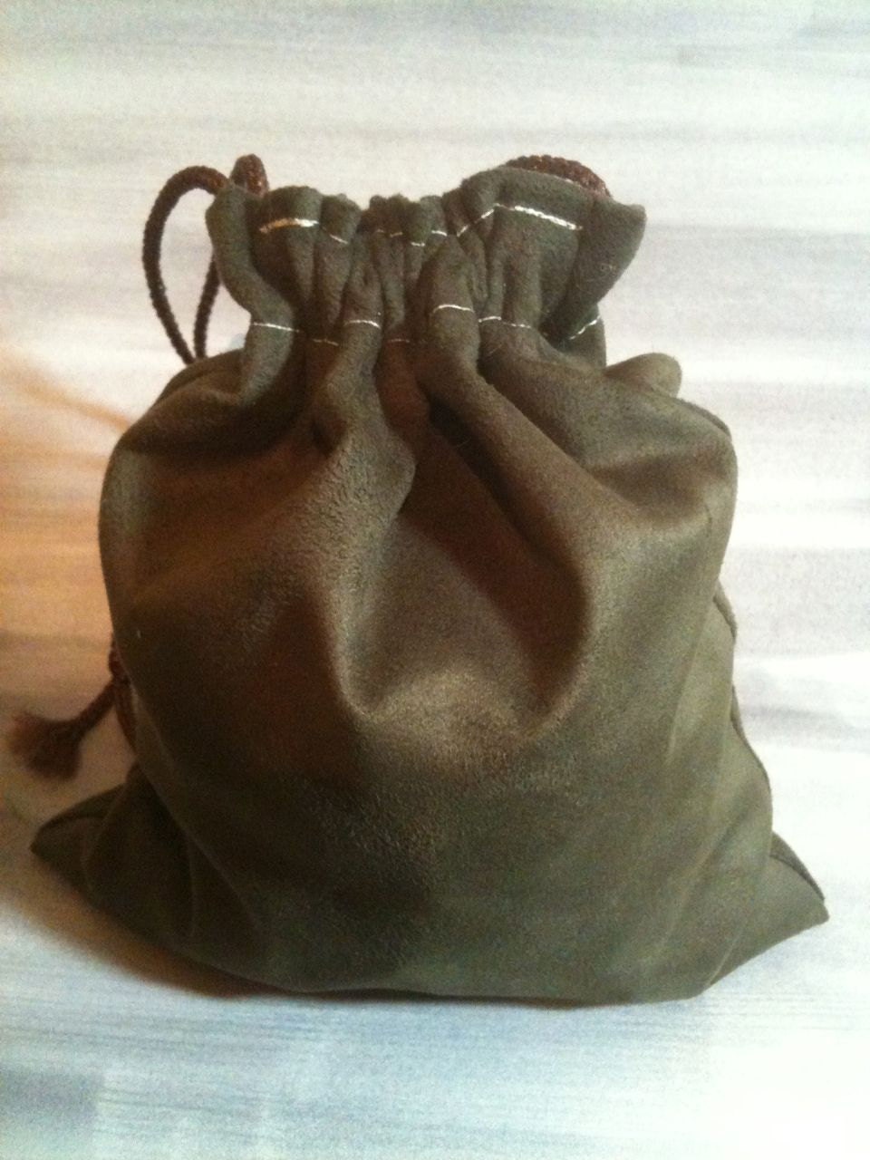 Drawstring Bag in Ranger Green Suede