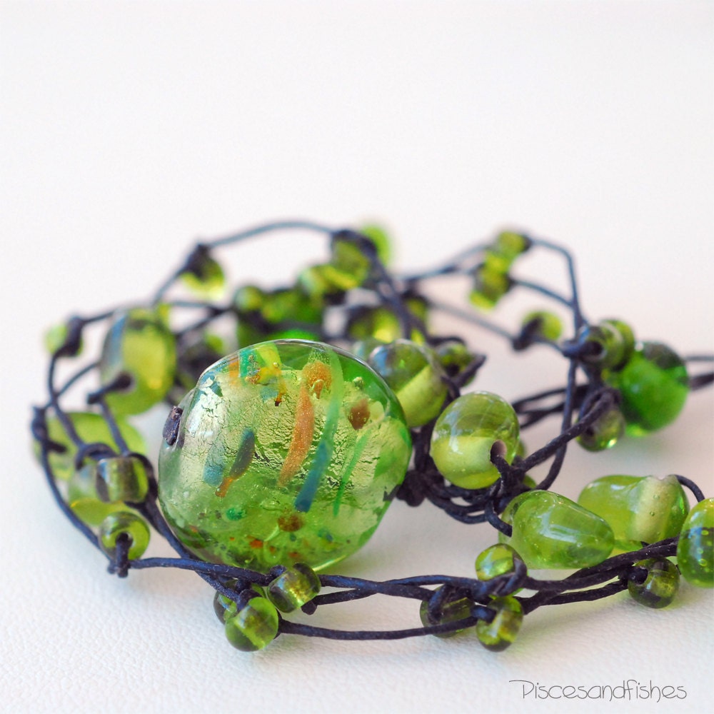 Glass Bead Necklace Peridot Green