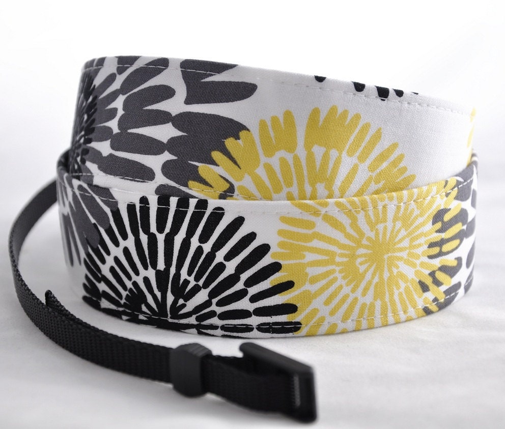 Camera Strap - Yellow Citron Daisy - Spring Accessories Spring Fashion