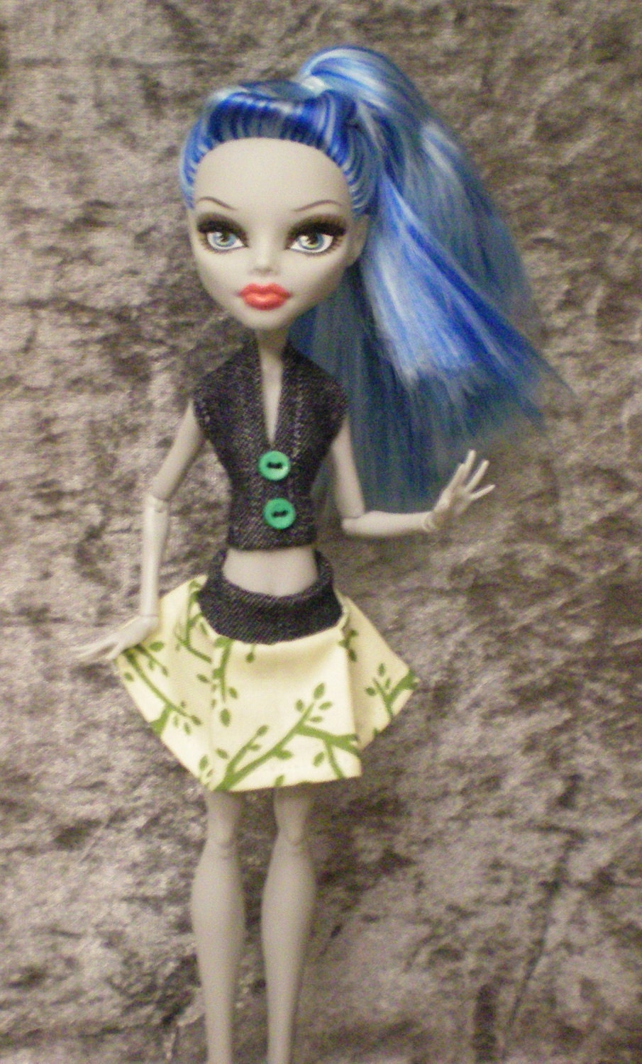 Halter top and mini skirt set for monster high dolls