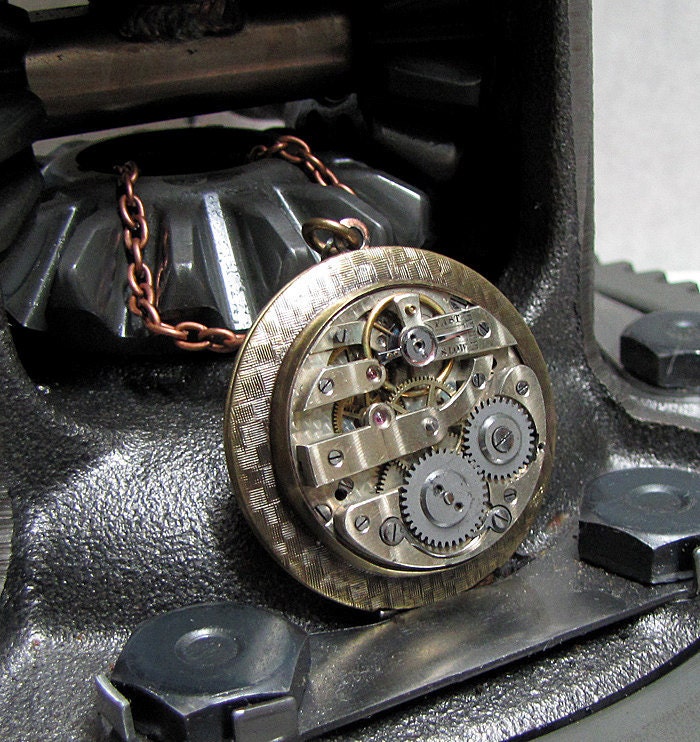 Steampunk Locket Gear Necklace Pendant ( LSL1 )