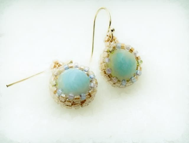 Bridesmade light blue dangle drop earrings. Turquoise, Rustic wedding Beaded jewelry