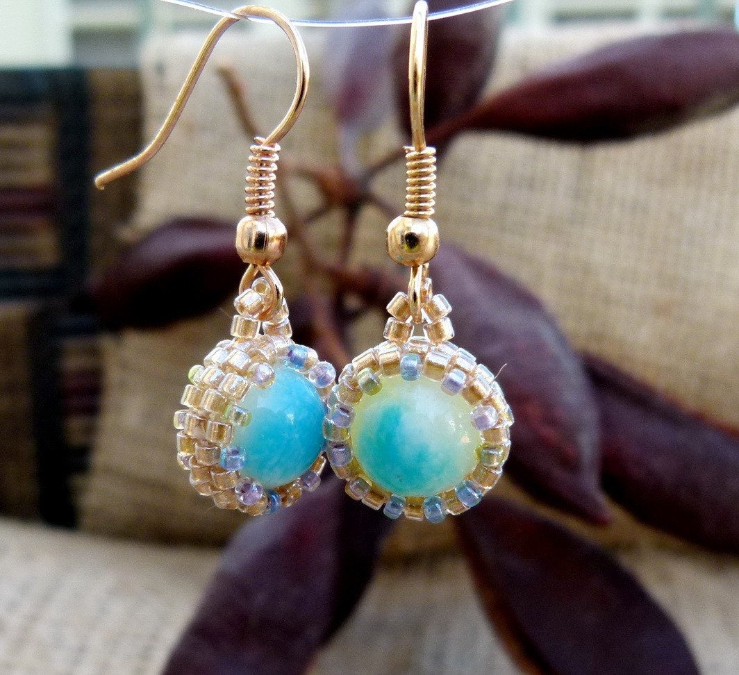 Bridesmade light blue dangle drop earrings. Turquoise, Rustic wedding Beaded jewelry