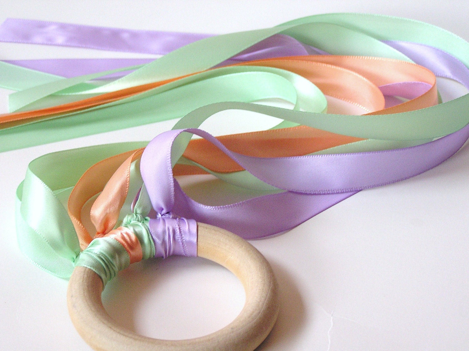 Waldorf- Montessori-Natural Wood Toy- Hand Kite- FLY ME- SPRING- Party Favor
