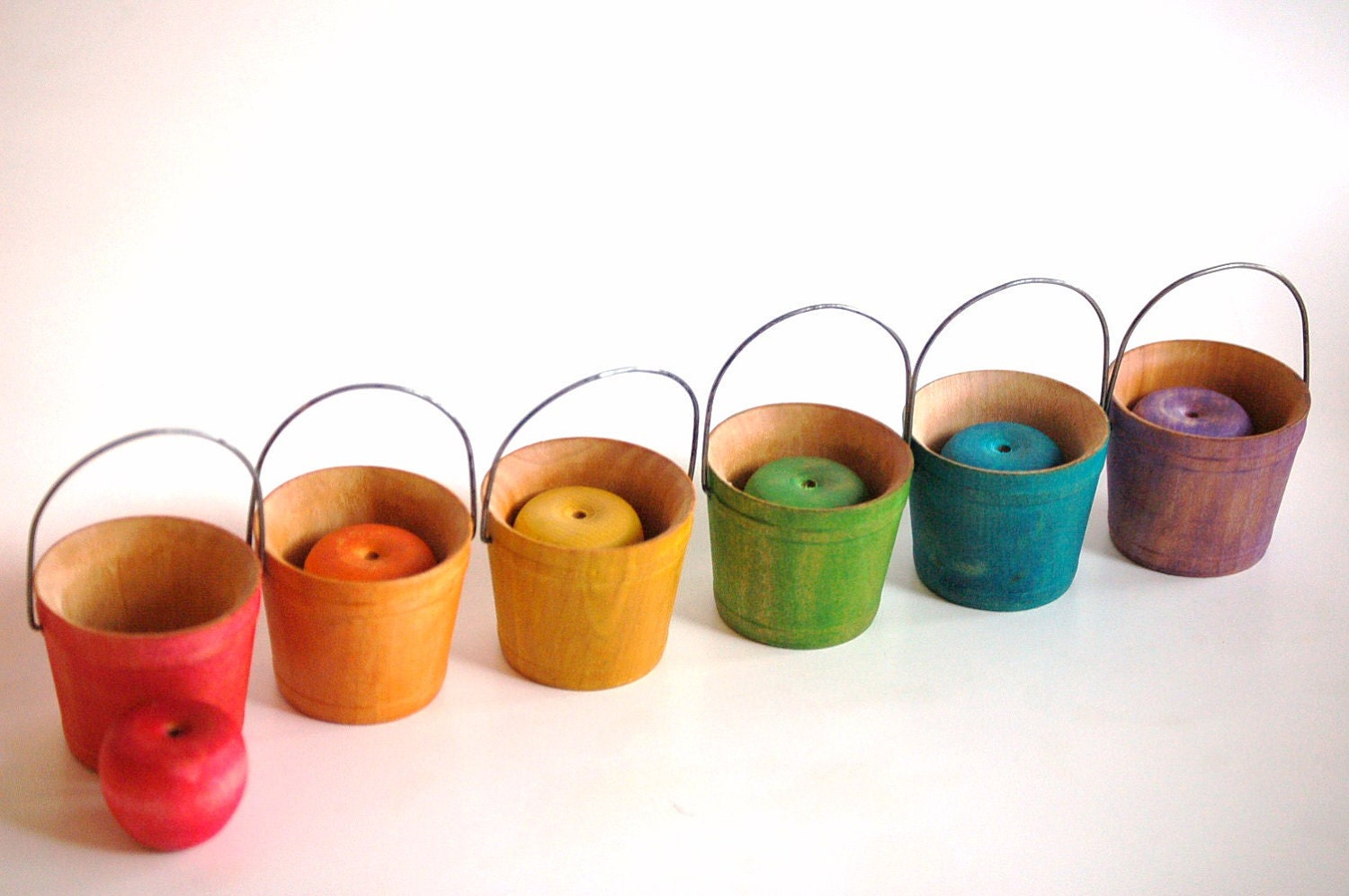 Educational Rainbow Toy- APPLE PICKIN- Waldorf Montessori Autumn Season Etsy Front Page Pick