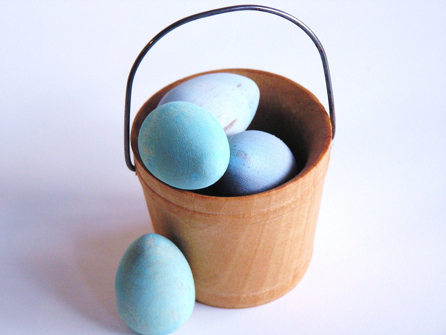 Natural Wood Toy- Robins Eggs- Easter Basket- Waldorf- Montessori- Nature Table- Pretend Kitchen Front Page Find