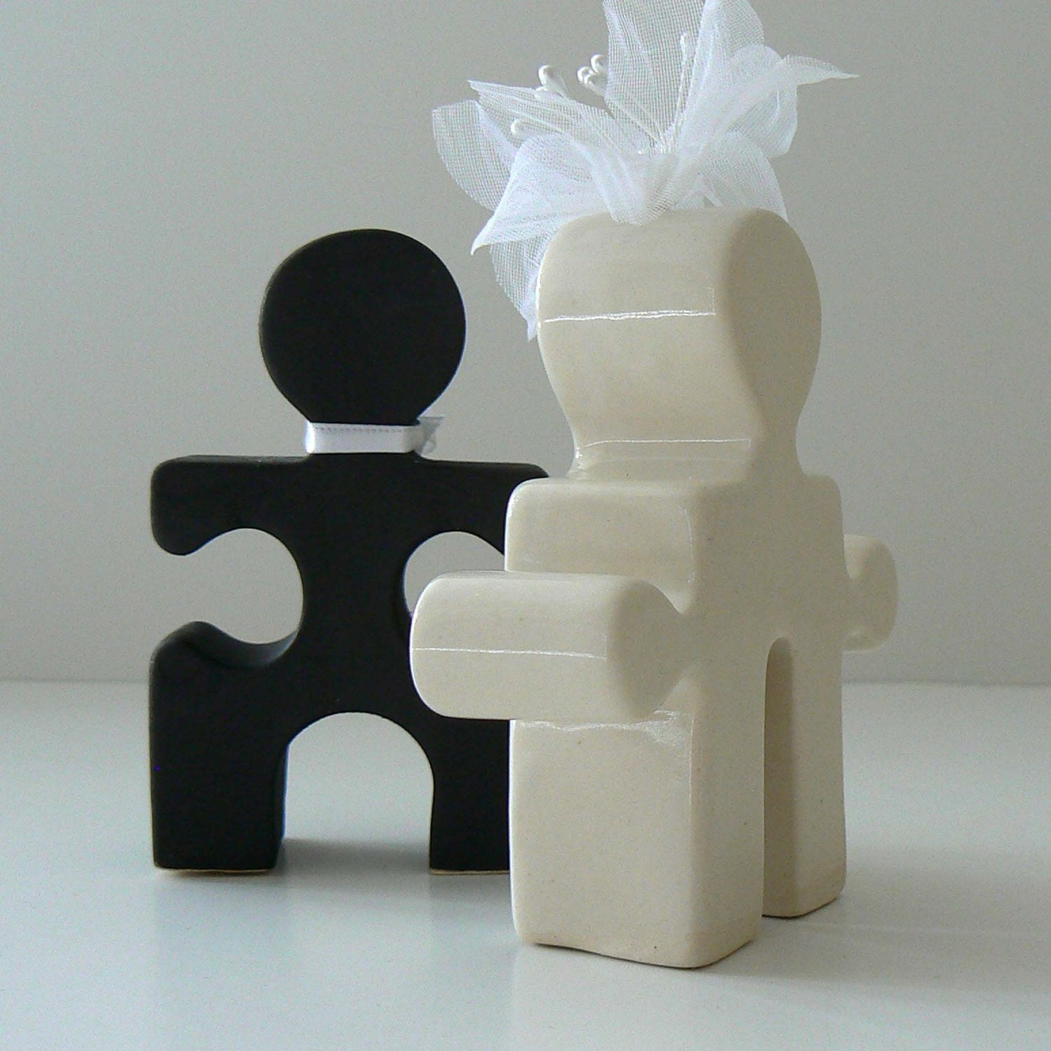 Functional Wedding Cake Topper Bride and Groom Classic Black White Salt Pepper Shakers