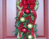 Christmas Wreath. Green Red Deluxe Christmas Swag. Teardrop Wreath, Front Door Wreath