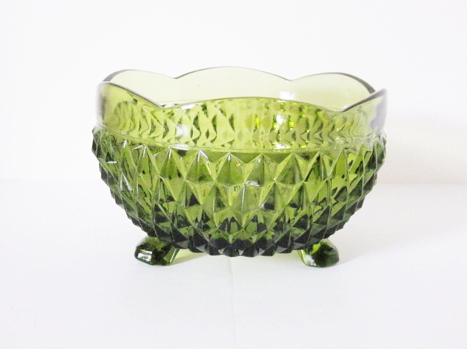 Vintage Avocado Green Candy Dish Nut Bowl 1960s 1970s by jarmfarm