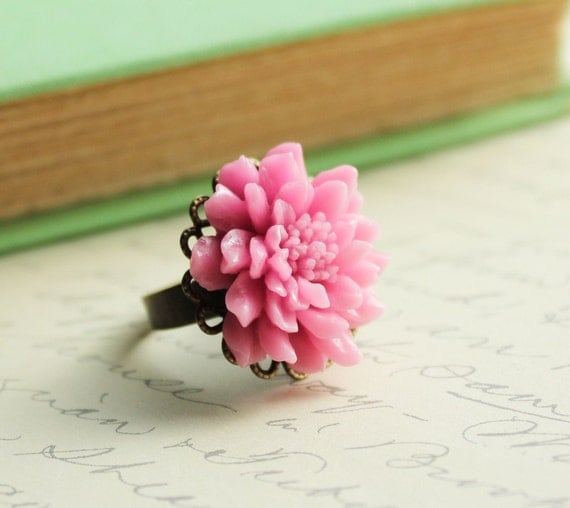 Cocktail Ring, Large Flower, Adjustable Ring, Violet Pink Chrysanthemum, Dahlia Flower, Floral Statement Jewelry