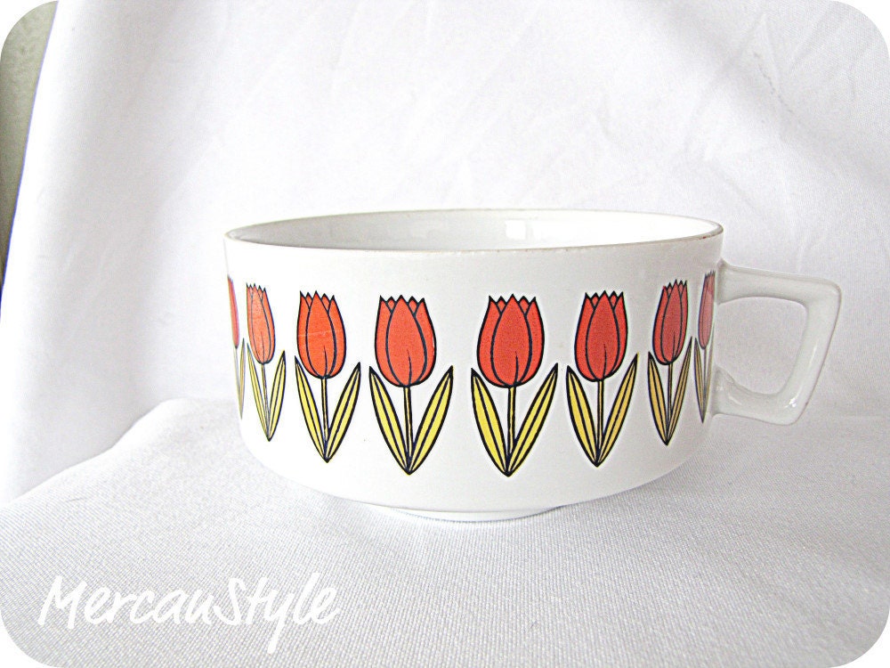 Tulips Floral Handled Bowl